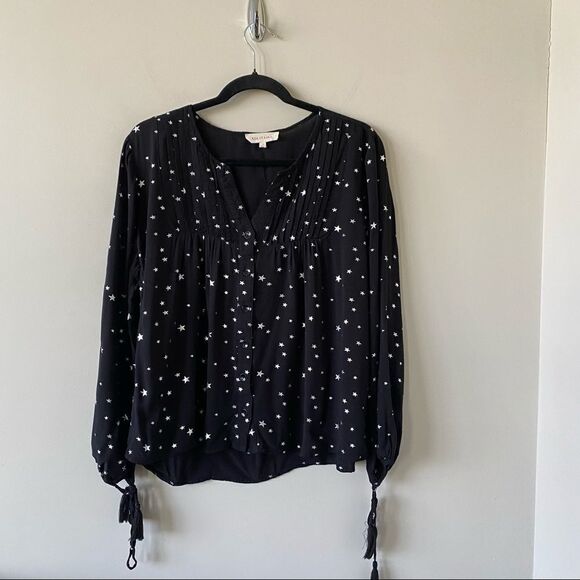 Solitaire-metallic Star Print Loose Blouse - Picture 1 of 10